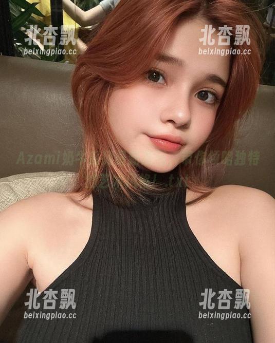 Azami奶牛系列最新原图，带你领略独特的艺术风格！.txt