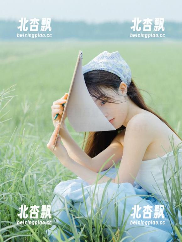 Bangni邦尼空姐高清写真合集：把高空生活的点滴美好一网打尽.txt