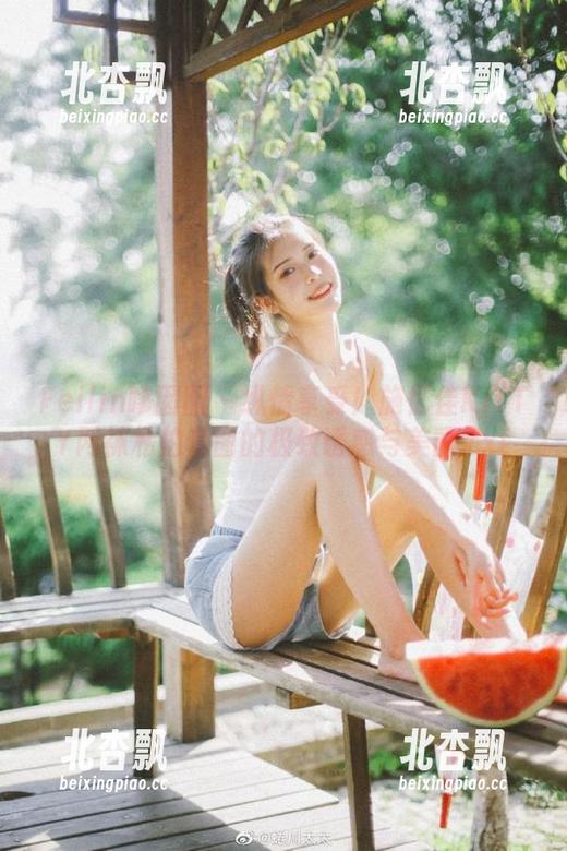 Feilin嗲囡囡 - 纵情享受！施忆佳KITTY网袜私拍套图的极致诱惑与美丽.txt