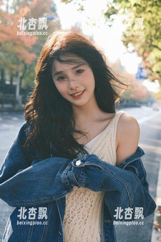 HuaYang花漾 - 张思允Nice透明写真全集下载：让每一张照片传递她的灵魂.txt