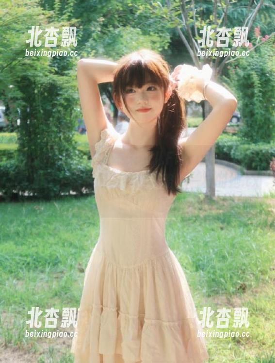 HuaYang花漾 - 朱可儿Flora的粉色写真世界，精选原图带你领略不一样的她.txt