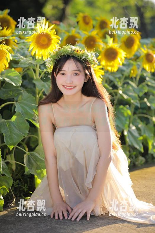 IMiss爱蜜社 - 感受杨紫嫣Cynthia高跟鞋艺术写真，诠释女性的力量与美丽.txt
