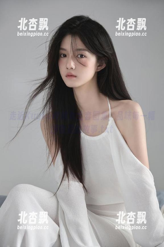 走近KuukoW修女全套图集，品味每一幅图背后的故事.txt