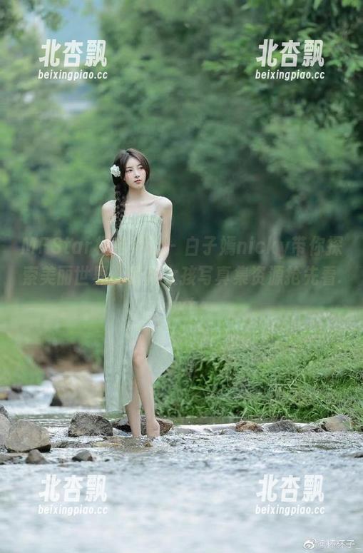 MFStar模范学院 - 白子嫣nicky带你探索美丽世界，最新女孩写真集资源抢先看.txt