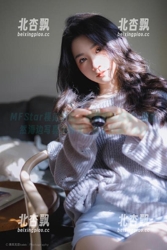 MFStar模范学院 - 宅男们的福利：郭忆然海边写真大曝光，快来收藏！.txt