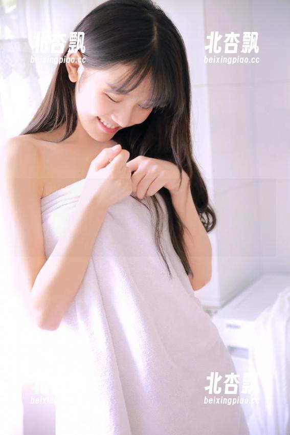完整收录喵糖映画杨玉环作品，带你领略她的千年之美，绝对不容错过的写真系列！.txt