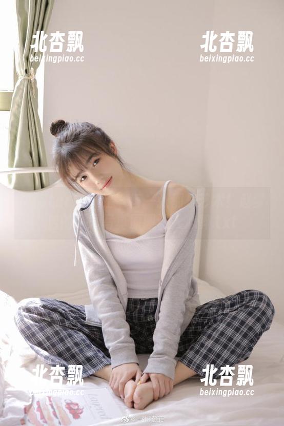MiStar魅妍社 - 每一张都是艺术！赵梦洁的可爱写真原图让人心醉.txt