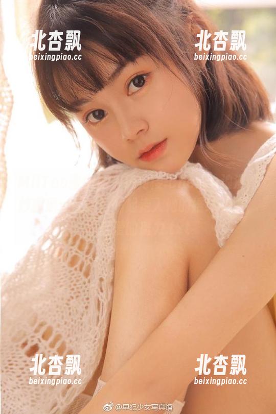 MiiTao蜜桃社 - 绯月樱-Cherry浪漫婚纱图册：让我们一起走入她的婚纱梦境，感受爱的魔力.txt
