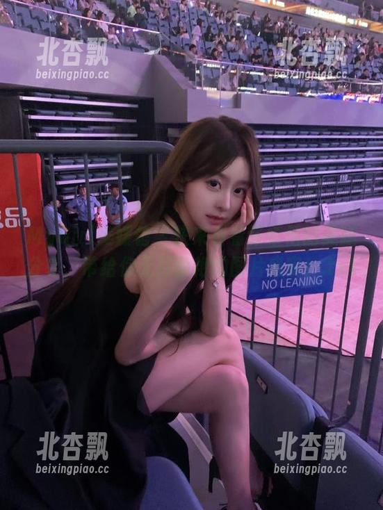 MyGirl美媛馆 - 快来看看张恬恬的美腿分享，带给你无尽惊艳的图片盛宴！.txt