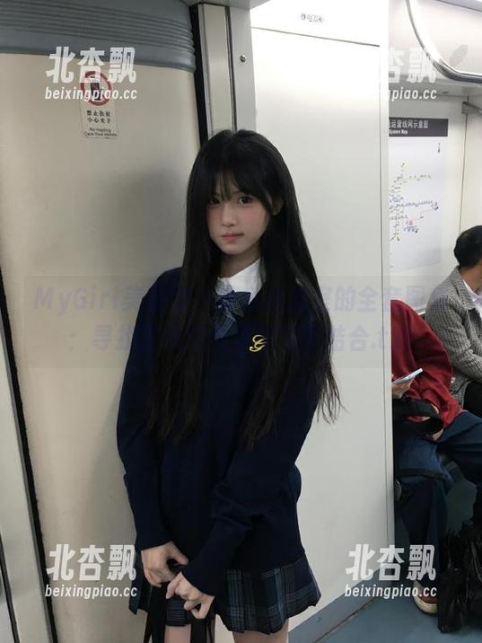 MyGirl美媛馆 - 黄乐然教室的全套图集：寻找艺术与学习的完美结合.txt