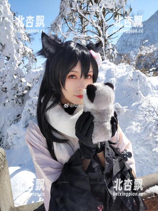 Neko薇薇透明护士写真作品合集，更新不断，精彩无限.txt