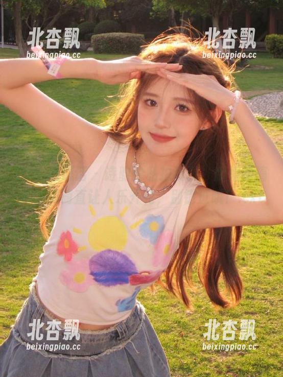 SiHua思话 - 诗韵的私拍资源，御姐的搞笑瞬间简直让人乐开花，别错过哦！.txt