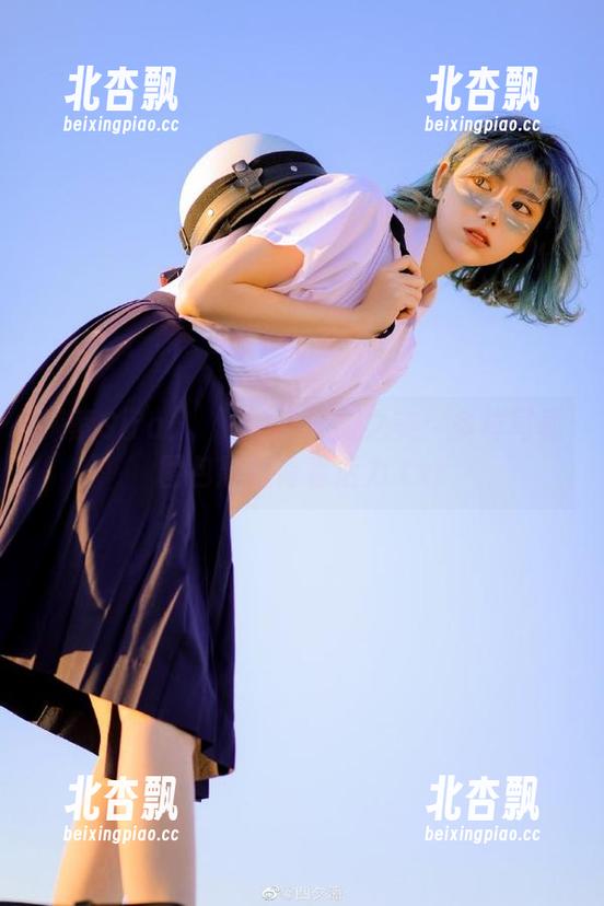探索Sira(시라)的体操服之美：多样写真图包展现青春活力.txt