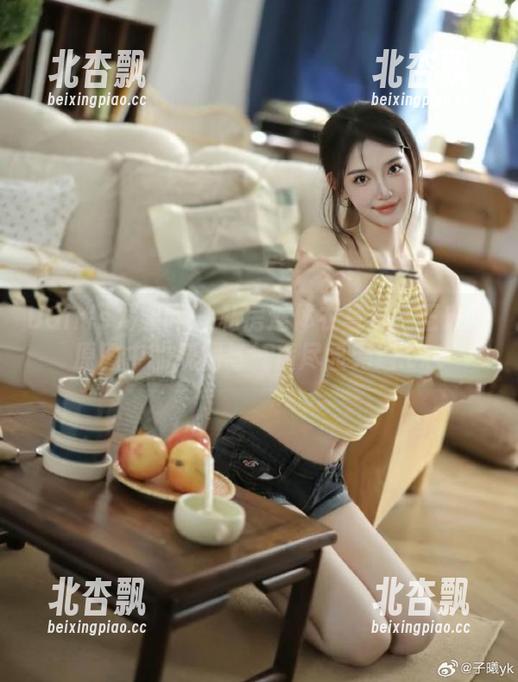 UGirls尤果网-王瑞儿 UGirls尤果网 - 私房连体衣写真—王瑞儿原图中的妩媚与气质尽显无遗.txt