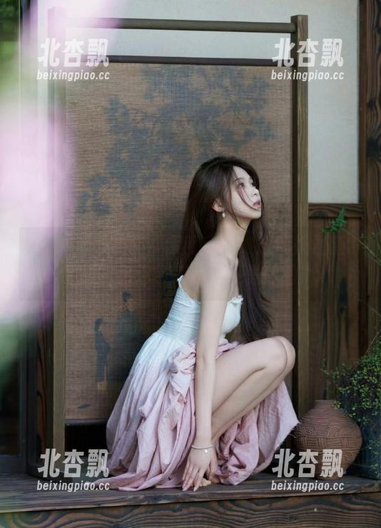 UGirls尤果网 - 深度享受！赵智妍最新JK图集，为你带来独特视觉体验.txt