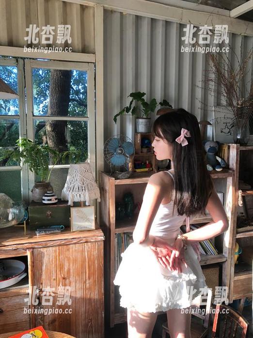 UGirls尤果网-顾欣怡 UGirls尤果网 - 高清顾欣怡学妹写真大放异彩,下载链接送给你,别手软!.txt