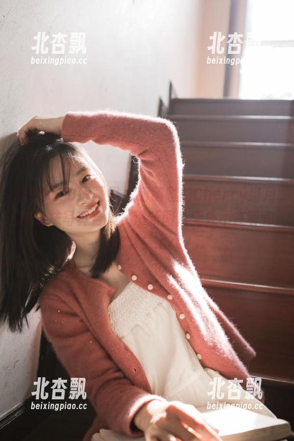 XIAOYU语画界 - 萌萌哒的Cherry绯月樱丝袜写真合集，清新图片无处不在等你欣赏！.txt