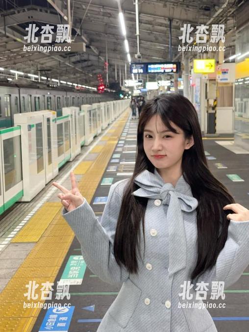Xiuren秀人网 - Barbie可儿可爱的写真作品，快来下载这些迷人图片，唤醒你的甜美梦境！.txt