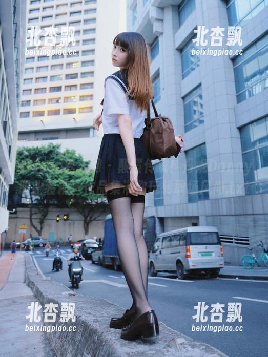 Xiuren秀人网 - 颠覆传统！丹妮Danny职业装精选作品集带你玩转职场风尚.txt