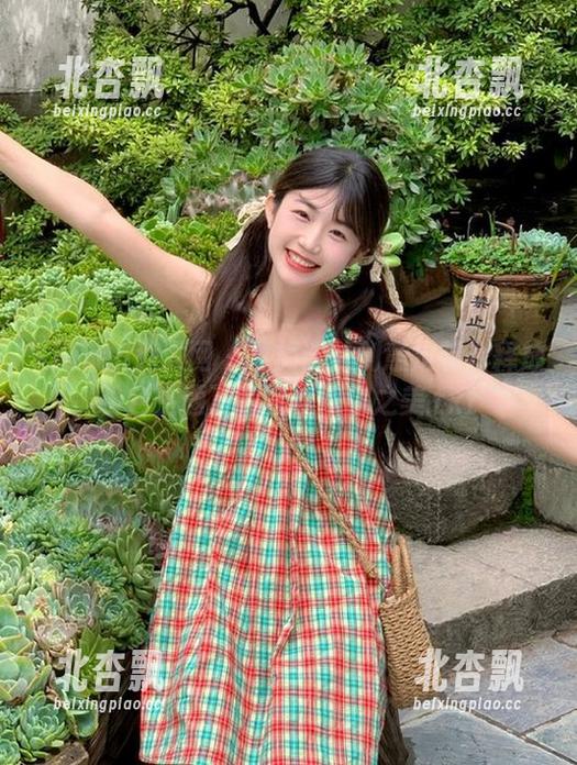 Xiuren秀人网-夏旖诺 Xiuren秀人网 - 夏旖诺的创意定制:释放粉色主题下的写真作品之美.txt