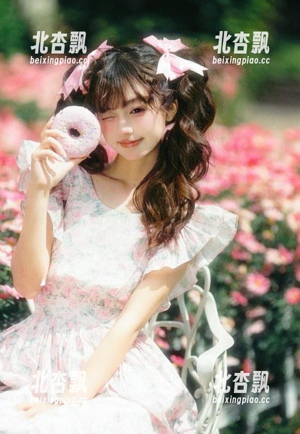 Xiuren秀人网 - 奈汐酱nice兔女郎最新写真原图，图册带你领略她的多种风格！.txt