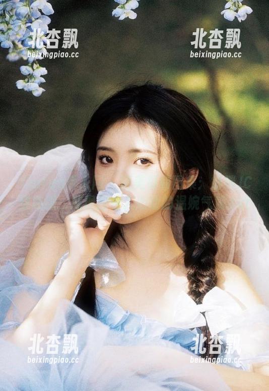 Xiuren秀人网 - 精美福利图集：娇喘JC穿和服，展现出令人心动的温婉气质.txt