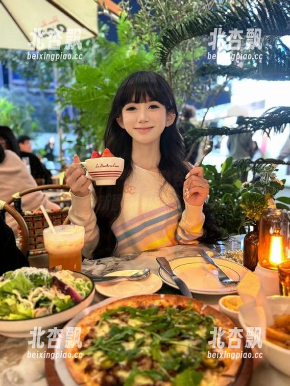 Xiuren秀人网 - 完美融合艺术与美感，小紫儿最新图库剧情写真上线.txt