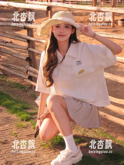 Xiuren秀人网 - 定制而成的“晚苏susu女孩”图集，展现她们的每一个绚丽瞬间，带给你无限的美好感受！.txt
