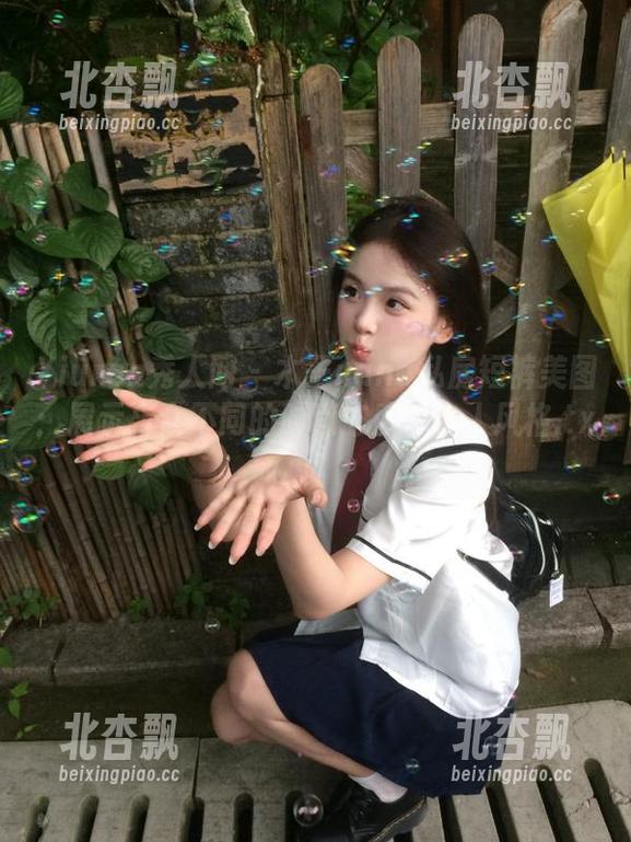 Xiuren秀人网 - 木子nana私房短裤美图：展示与众不同的时尚态度与个人风格.txt