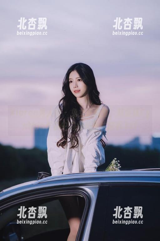 Xiuren秀人网 - 兔女郎风情，杨紫嫣Cynthia作品中的绝美图片解析.txt