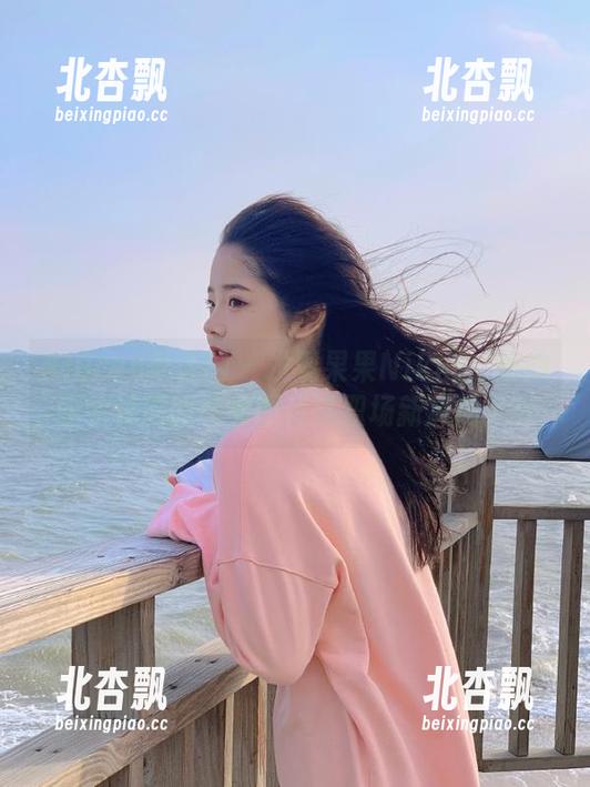 Xiuren秀人网-果果Nikki Xiuren秀人网 - 发现果果Nikki:她的职业装原图和套图传递职场新风尚.txt