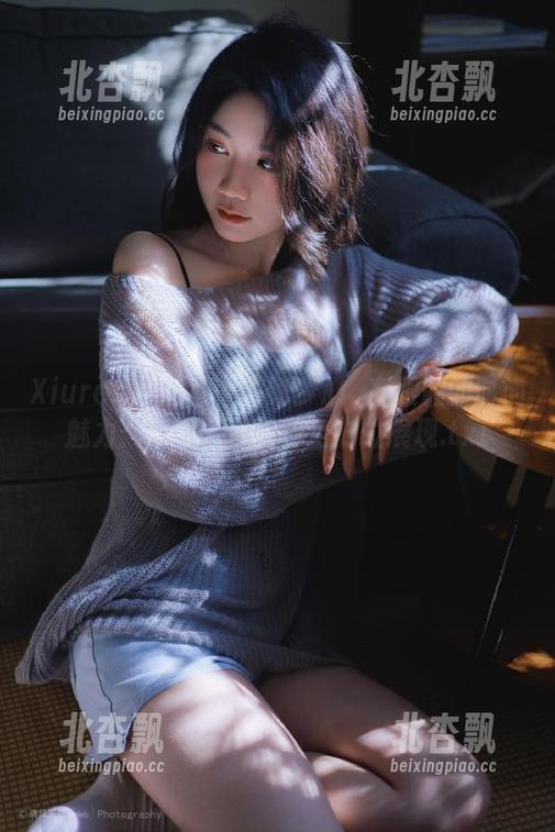 Xiuren秀人网 - 解锁梦心玥高跟鞋的时尚魅力：精致写真图包全方位展现.txt