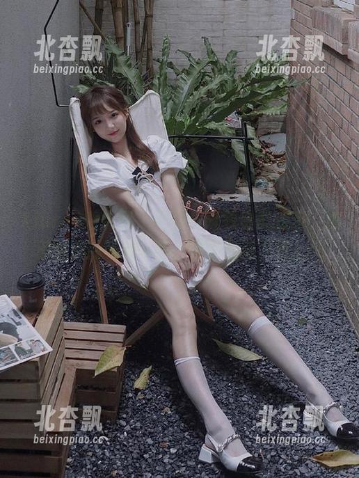 Xiuren秀人网 - 不花一分钱也能拥有，油田溪溪的可爱写真，精彩免费下载.txt