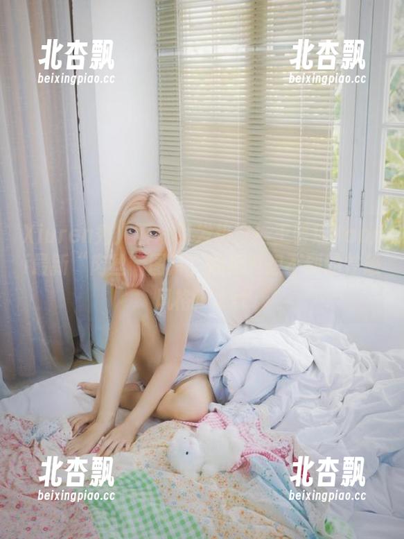 Xiuren秀人网 - 引发热议！王馨瑶Yanni最新“肉丝”图片，你绝对想不到的性感风格！.txt