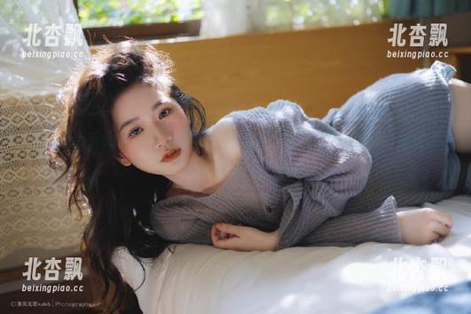 Xiuren秀人网 - 家里藏不住的美丽：陈念灵Vickyao的居家写真图集引发的狂想.txt
