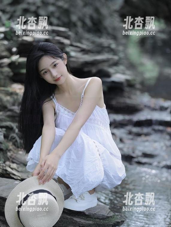 YouMi尤蜜荟-Angela小热巴 YouMi尤蜜荟 - Angela小热巴的小厨房:厨娘主题的创意作品和图片赏析.txt