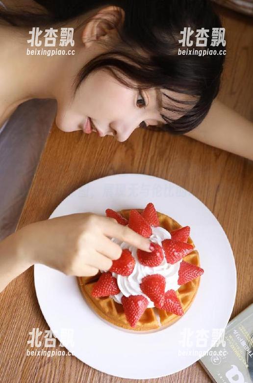 YouMi尤蜜荟 - 蛋蛋_egg带来的全套体操服写真原图，展现无与伦比的动感风采！.txt
