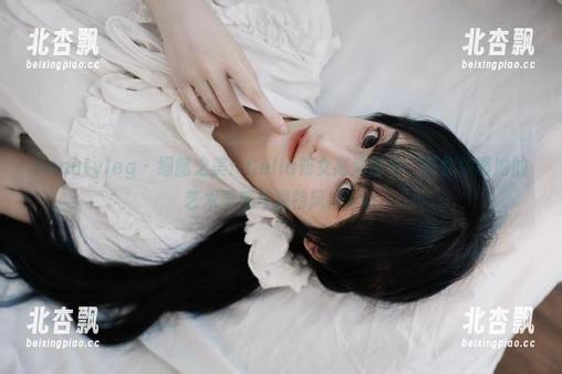 beautyleg - 细腻之美：Celia修女高清图包，带你领略她的艺术灵感与独特风格.txt