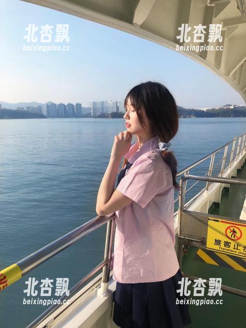 beautyleg - ChiChi毛衣图集：一件毛衣，十种风情，穿出你的个性与幽默！.txt
