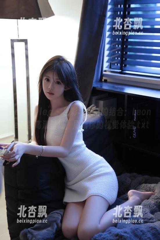 beautyleg-Leonie beautyleg - 色彩与风格的结合:Leonie套装高清壁纸,刷新你的视觉体验.txt