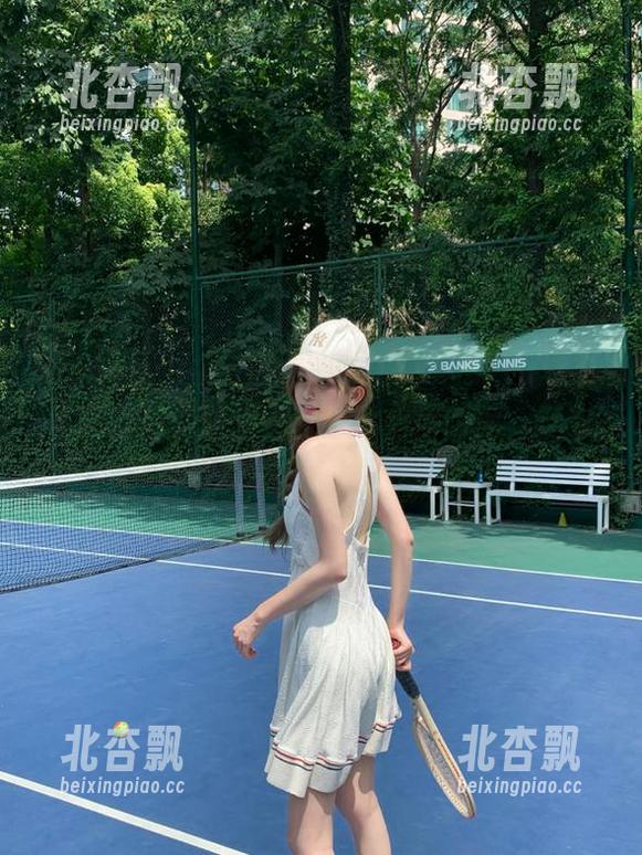 beautyleg - 沿着沙滩漫步，Rita泳衣写真带你领略清凉夏日的美丽瞬间，尽享精美照片！.txt