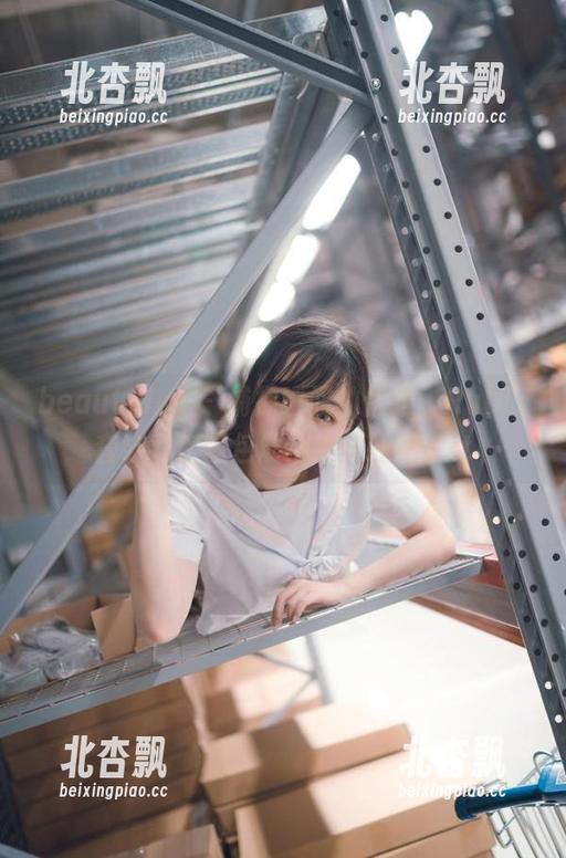 beautyleg-Rubis beautyleg - 捕捉瞬间的优雅:Rubis套装私房图包展现绝美的她.txt