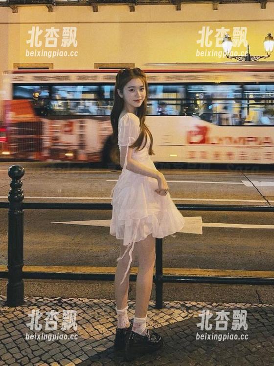 beautyleg-Sarah beautyleg - 高清原图独家呈现,Sarah黑白作品讲述她的内心独白.txt