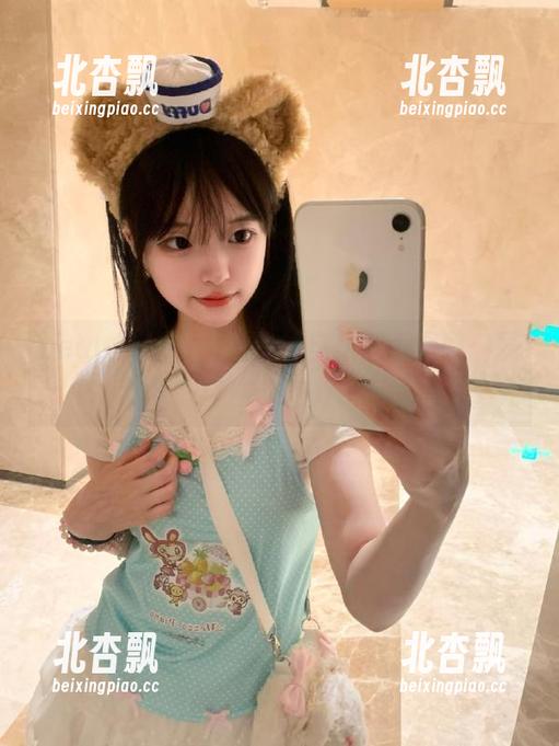 beautyleg - 小玲的自拍艺术图包：展现个人风格的魅力作品.txt