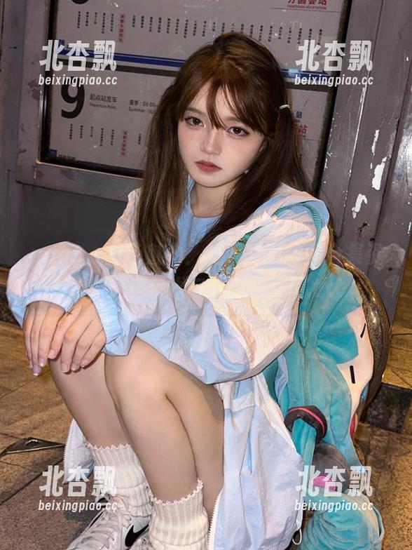 pans - 白色魅力：妮妮写真作品合集资源，感受艺术与灵魂的交汇.txt