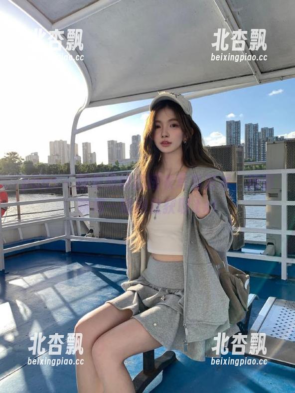 pans - 探索思妍的睡衣写真艺术，精彩瞬间一键网盘获取.txt