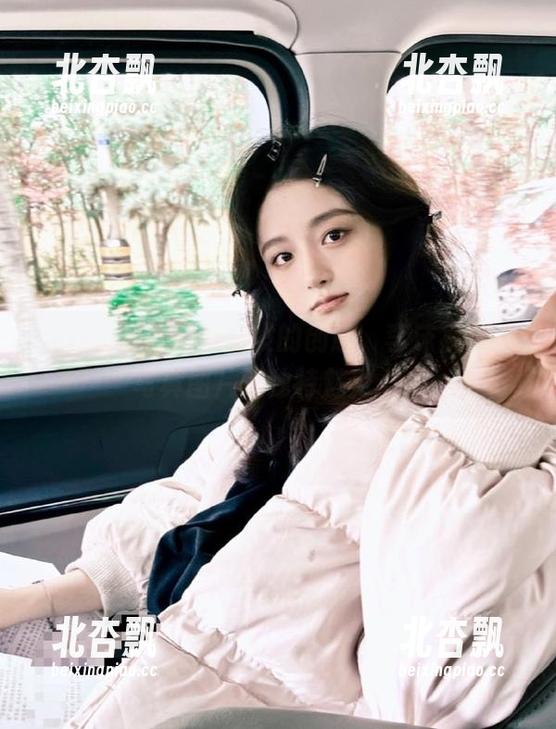 pans - 无圣光启发的创意，李沫裤里丝写真图片的独特魅力.txt