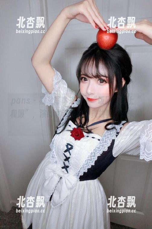 pans - 福利写真来袭，“饭团”穿上“和服”，演绎属于她的绝美故事，速来围观！.txt