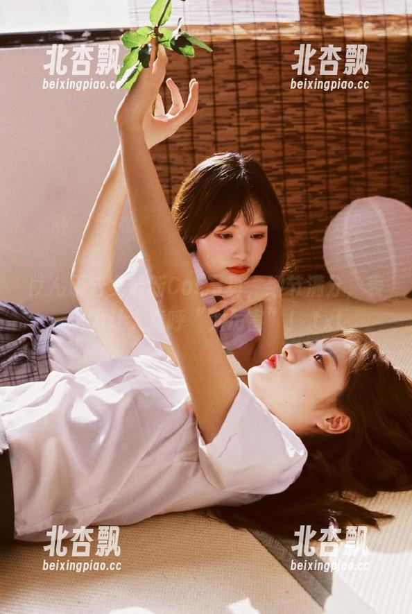 けん研 けん研修女最新Cos写真,细节满分,表现力让人直呼“太厉害”!.txt