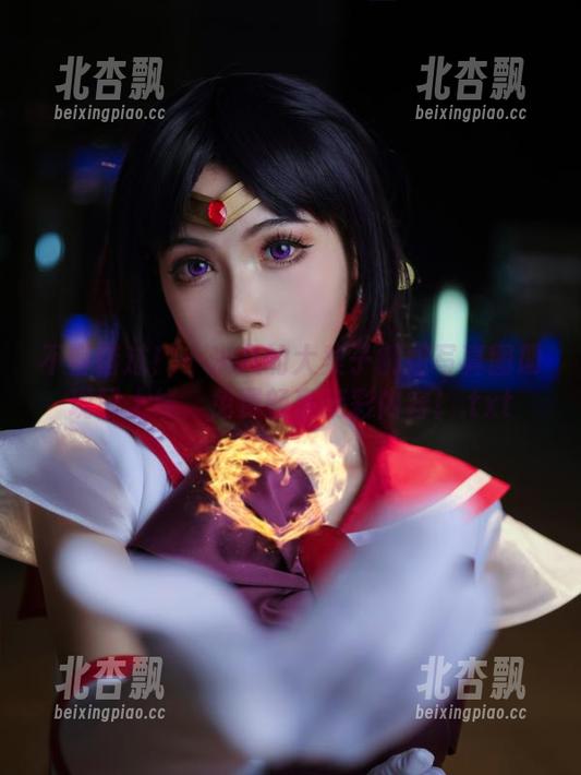 不容错过！一米八的大梨子御姐写真图册现已上线，免费畅享精彩内容！.txt